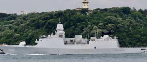 Das niederländische Schiff „HNLMS Evertsen“