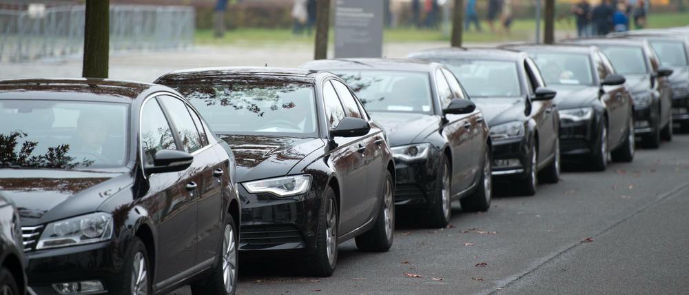 Limousinen der Fahrbereitschaft des Deutschen Bundestages in Berlin.