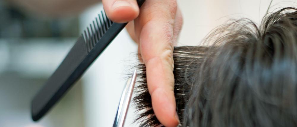 Waschen, schneiden, Geld verdienen: Das Prestige des Friseurberufs wird nach Ansicht unserer Kolumnistin deutlich steigen.