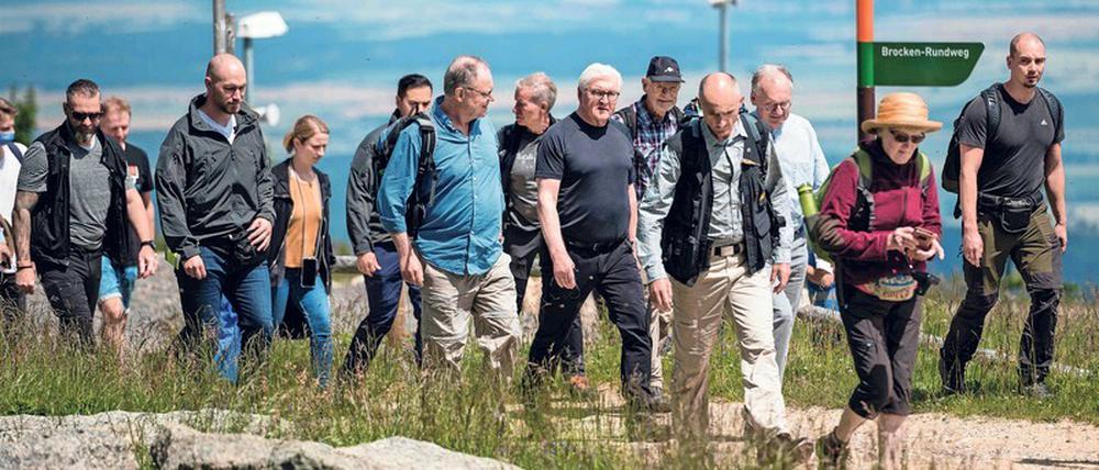 Wanderung mit Bundespräsident Frank-Walter Steinmeier und den Ministerpräsidenten Reiner Haseloff und Stephan Weil. 