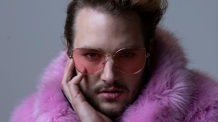 Ende April erschien Matthew Woods Single "Sweet Transvestite"