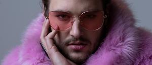 Ende April erschien Matthew Woods Single "Sweet Transvestite"