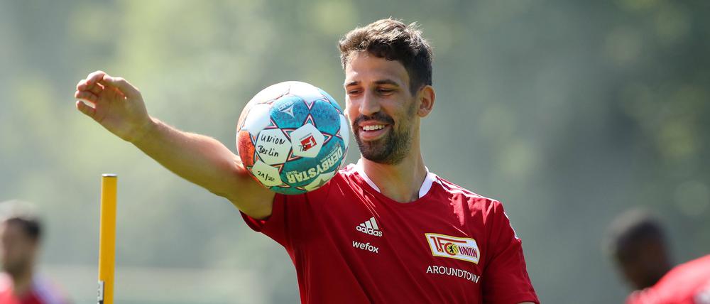 Neuzugang Rani Khedira im Trainingslager in Bad Saarow.