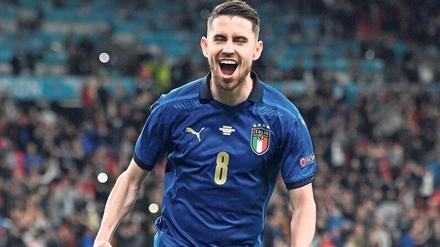 Seltener Moment im Rampenlicht. Im Halbfinale verwandelte Jorginho den entscheidenden Elfmeter. 