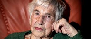 Esther Bejarano war deutsch-jüdische Überlebende des KZ Auschwitz-Birkenau.