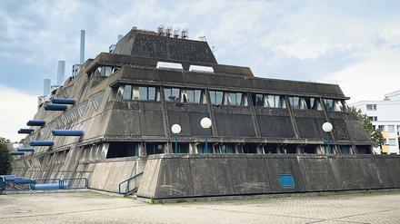 Berliner Panzerkreuzer Potemkin. Der Mäusebunker eignet sich ideal für Dreharbeiten - außen wie innen.
