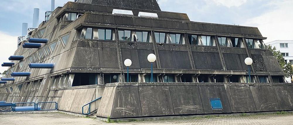 Berliner Panzerkreuzer Potemkin. Der Mäusebunker eignet sich ideal für Dreharbeiten - außen wie innen.