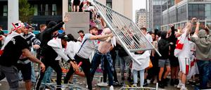 Randale vor dem Wembley-Stadion beim EM-Finale.