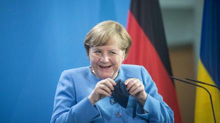 Bundeskanzlerin Angela Merkel (CDU) setzt darauf, dass die Pandemie bald vorbei ist. 