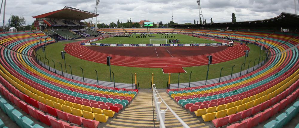Im Friedrich-Ludwig-Jahn-Sportpark in Berlin soll wieder großer Sport stattfinden.