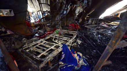 In der Corona-Isolationsstation des Al-Hussein-Krankenhauses im Irak ist in der Nacht ein massives Feuer ausgebrochen.