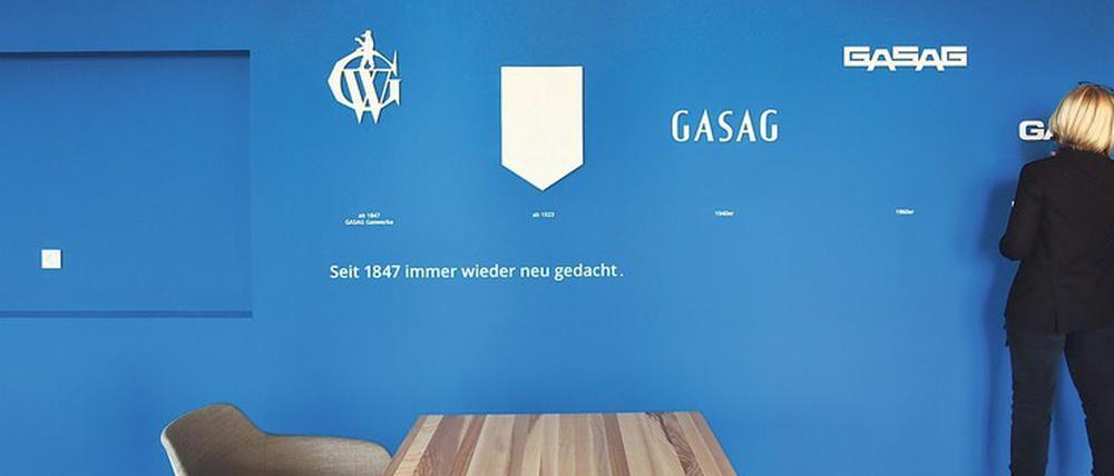 1847 wurde die Gasag gegründet. In der neuen Zentrale auf dem Euref-Campus ist der Wandel der Zeit an der Entwicklung des Schriftzugs sichtbar. 