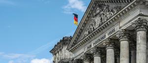 Die Bundeswehr ist eine Parlamentsarmee - vor dem Bundestag ist daher ein guter Ort der Würdigung. 