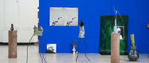 Installation „Forrest at night“ von Guiselt Thaiz.