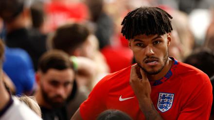 Englands Nationalspieler Tyrone Mings nach dem Finale in Wembley.