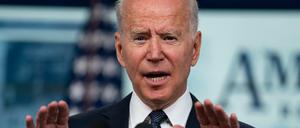 US-Präsident Joe Biden greift Facebook und Co. an. Aus seiner Sicht tun sie zu wenig gegen Falschinformationen.