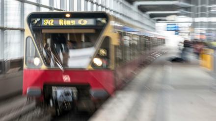 Die Ringbahn benutzen unter Woche eine halbe Million Menschen - pro Tag.