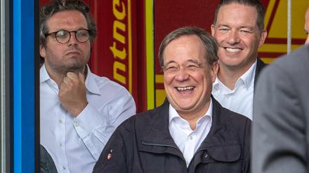 Was ist erlaubt? CDU-Kanzlerkandidat Armin Laschet während der Ansprache des Bundespräsidenten in Erftstadt. 