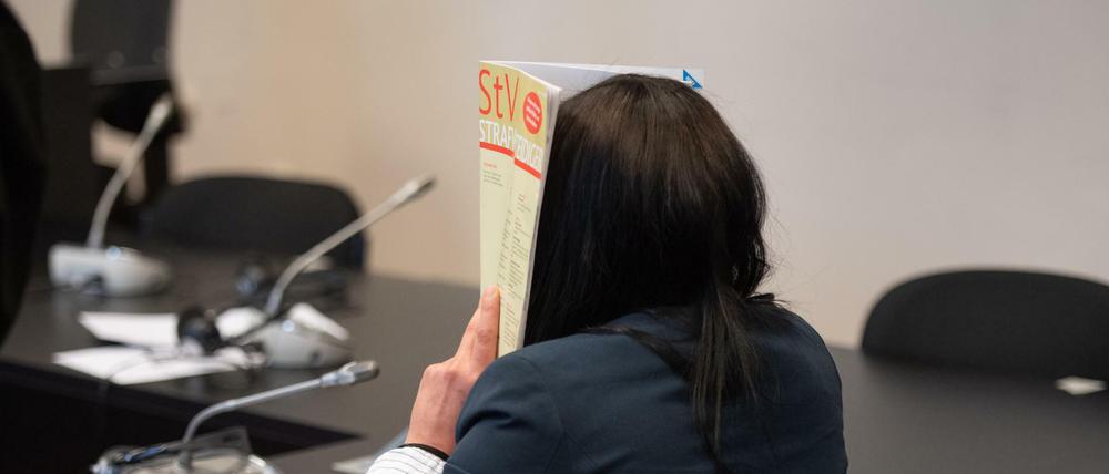 Die Witwe von Denis Cuspert. Sie wurde zu einer Gesamtfreiheitsstrafe von vier Jahren verurteilt. 