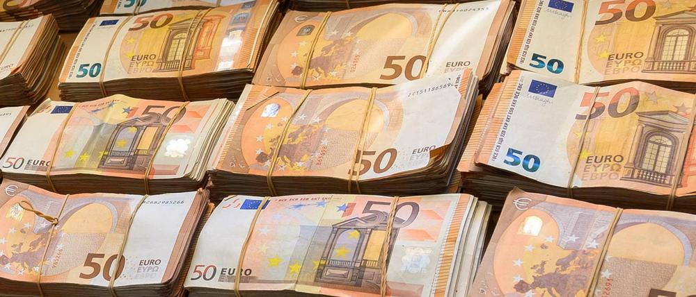 Im Kampf gegen Geldwäsche soll eine Bargeldobergrenze einführt und eine neue Überwachungsbehörde aufgebaut werden.