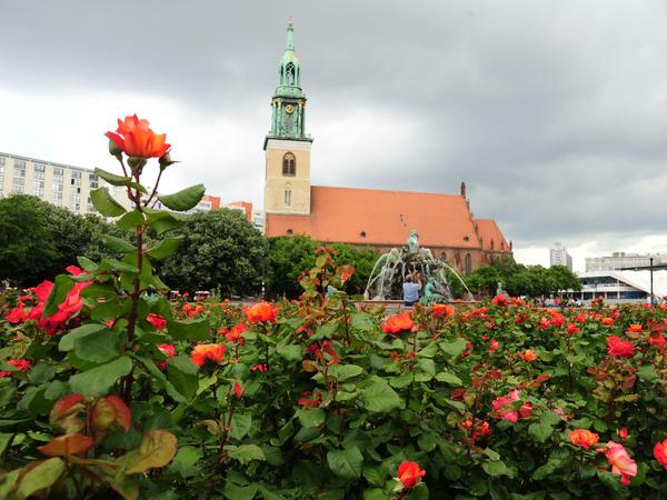 Der Gottesdienst fand in der Marienkirche in Berlin-Mitte statt, unterhalb des Fernsehturms.