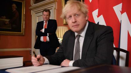 Auf Konfliktkurs. Brexit-Minister David Frost (im Hintergrund) und der britische Regierungschef Boris Johnson. 
