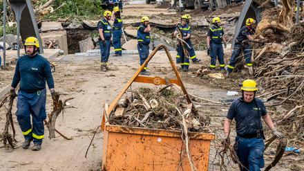 Einsatzkräfte des THW in Bad Neuenahr.