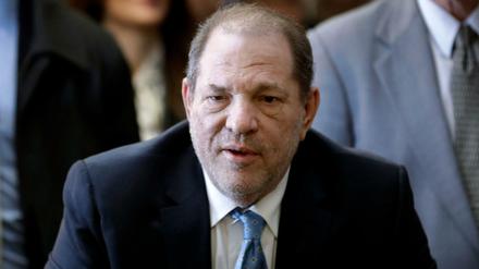Harvey Weinstein, Filmproduzent aus den USA, vor im Gericht im Februar 2020 in Manhattan.
