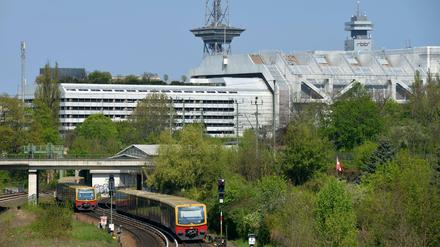 Das Internationale Congress Center ICC im Berliner Ortsteil Westend am westlichen Berliner S-Bahn-Ring ist denkmalgeschützt, kann wegen einer Belastung mit Asbest nicht genutzt werden.