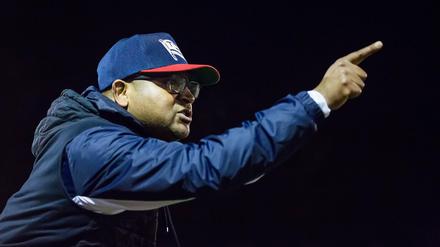 Trainer Abu Njie führte Tasmania Berlin wieder in die Regionalliga.