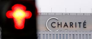 Was bedeutet es für die Corona-Lage, wenn die Ampel für die Inzidenz auf Rot springt?