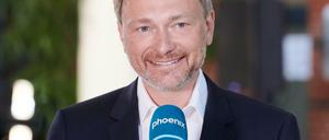 Da lacht er. Christian Lindner gibt sich lockerer, weniger biestig als früher. 