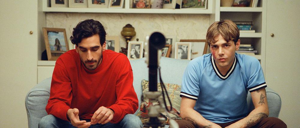 Eine verlorene Wette verändert die Leben der Jugendfreunde Matthias (Gabriel D'Almeida Freitas) und Maxime (Xavier Dolan, rechts).
