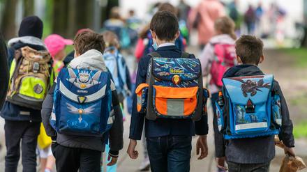 Schulschwänzen kommt an allen Schultypen und in allen Bevölkerungsgruppen vor.