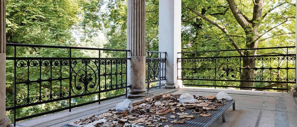Beste Reste. Installation von Jumana Manna in der Villa Oppenheim.