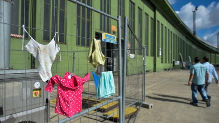 Eine Flüchtlingsunterkunft auf dem Gelände des ehemaligen Flughafens Tempelhof.
