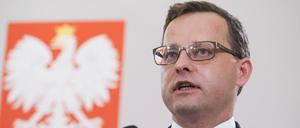Der stellvertretende polnische Justizminister Marcin Romanowski gibt einem homophoben Theologen Rückendeckung.