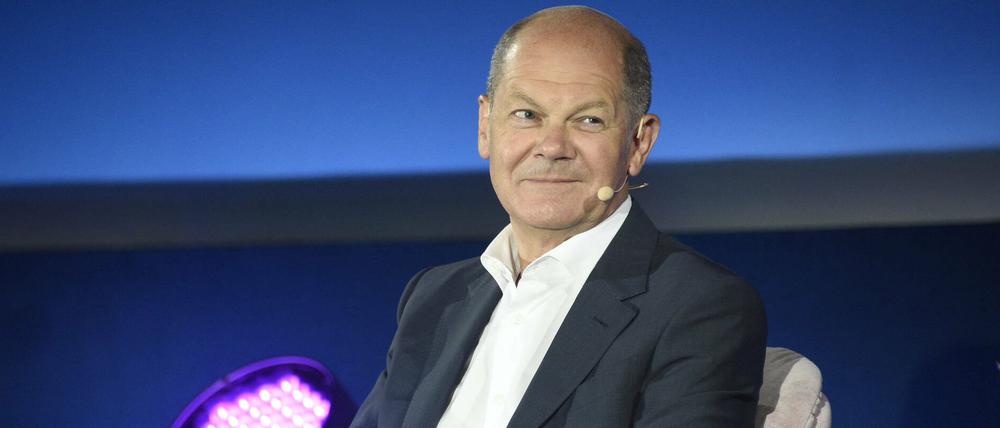 Da hatte Olaf Scholz gut lachen: Der SPD-Kanzlerkandidat bei der Talkrunde "Brigitte Live".