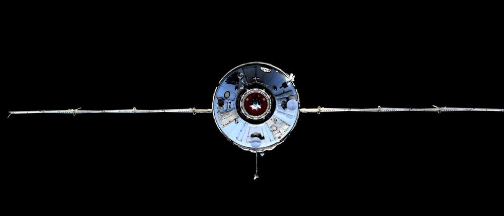 Das russische Wissenschaftslabor "Nauka" vor dem Andocken an die Internationale Raumstation (ISS), aufgenommen vom russischen Kosmonauten Oleg Novitsky.
