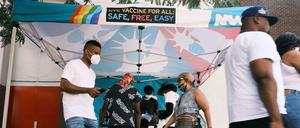 Da die Delta-Variante sich rasant ausbreitet wächst die Bereitschaft der Amerikaner wieder, sich impfen zu lassen.