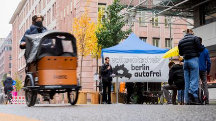 Diesen Sonnabend will die Initiative "Berlin autofrei" ihre Unterschriftensammlung beenden.