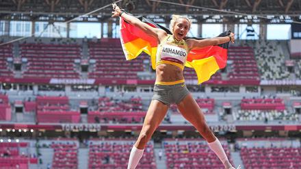 Malaika Mihambo jubelt über Gold