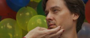 Der Werbetexter Fabian, gespielt von Tom Schilling, ist ein typischer Vertreter des aufkommenden Konsumzeitalters.