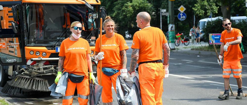 Putztruppe. Auch bei der BSR steigt der Anteil der Frauen.