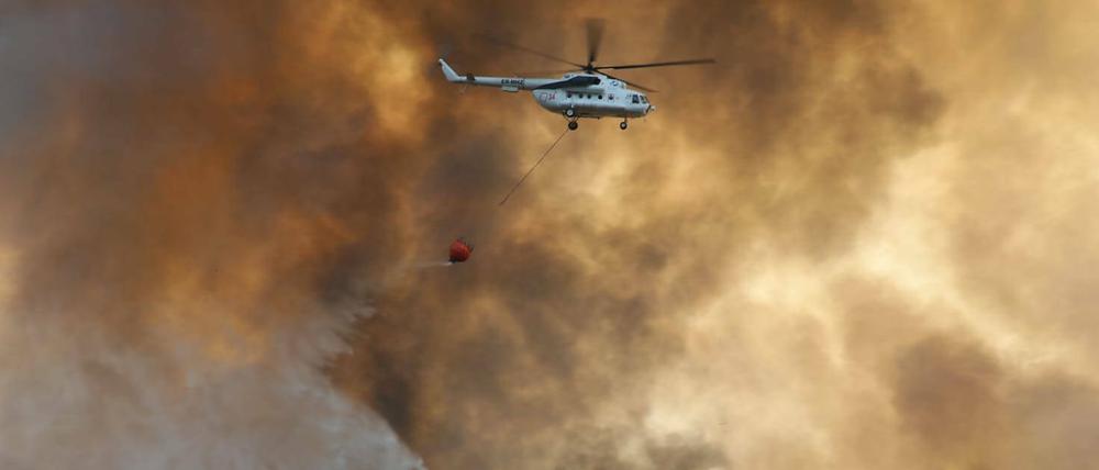 In der Türkei bekämpft die Feuerwehr immer noch zahlreiche Brände.