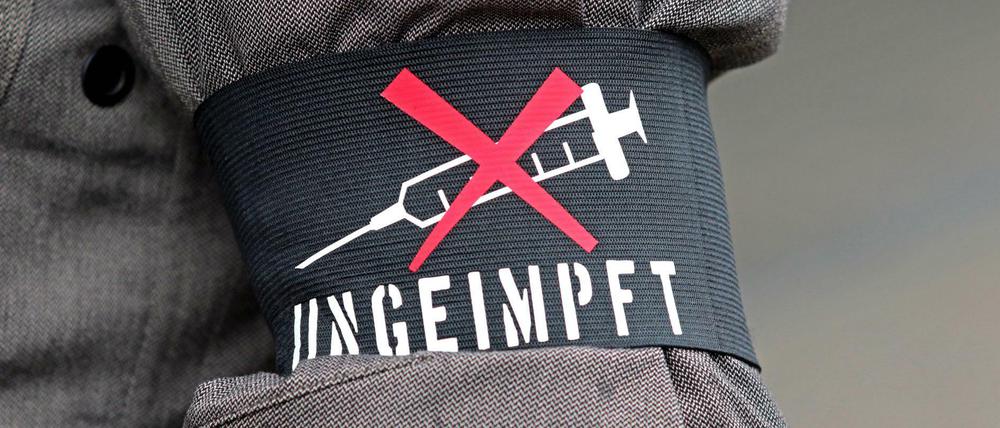 Dürfen Impfgegner "bestraft" werden? 