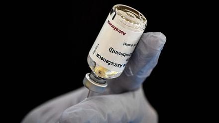 1,3 Millionen Dosen des Vakzins ohne Umweg über Deutschland an Covax geliefert.