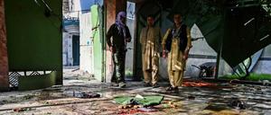 Die Blutspur lässt ahnen, was hier in Kabul am Mittwoch geschah. 