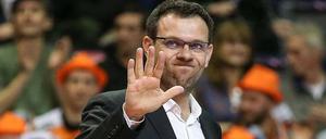 Trainer Cédric Enard bereitet Estland auf die Heim-EM vor und fehlt den Volleys in den kommenden Wochen.