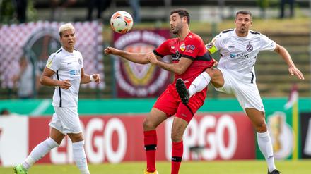 Stuttgarts Hamadi Al Ghaddioui (M) bewies seine Qualitäten.